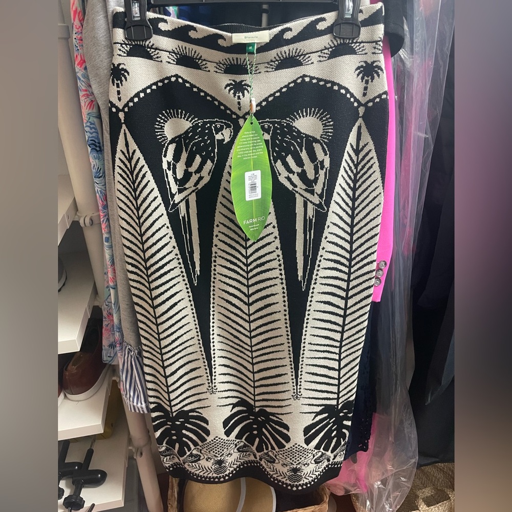 NWT Farm Rio macaw elegance midi skirt size medium - Picture 2 of 9
